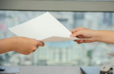 zrzeczenie się lat wolnych od roszczeń