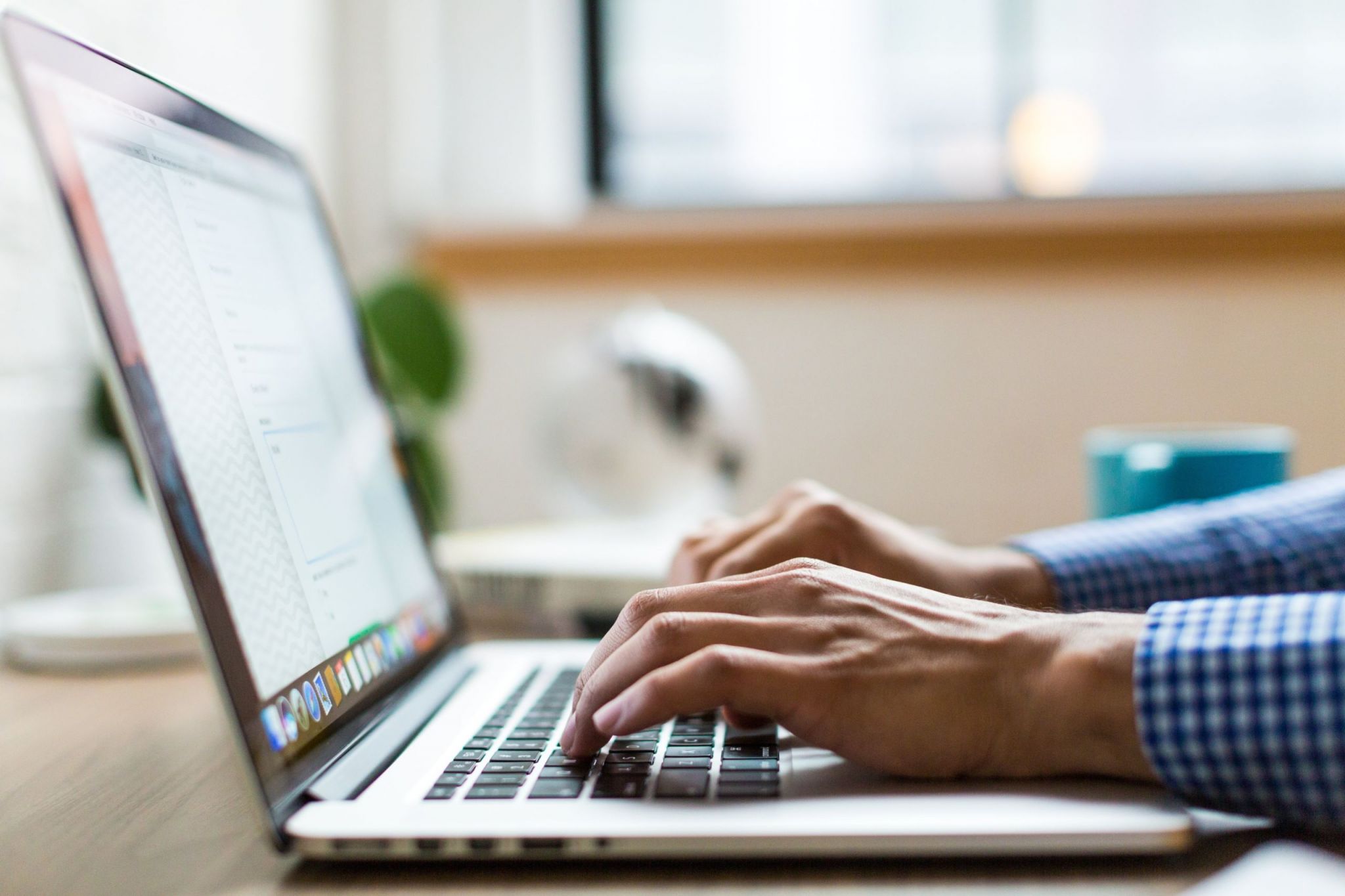 Kan ik online mijn brommer overschrijven? - Alpina